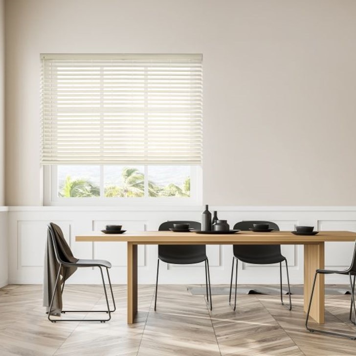 Dining Room shown in color Pearl 6003P