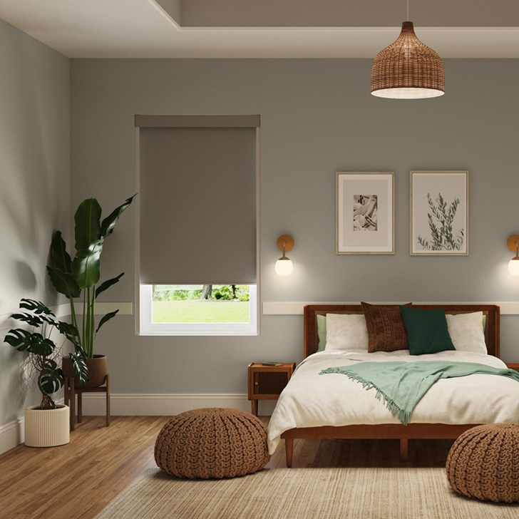 Color: Catania Mist; Bottom Rail: Square Hem Bar; Light Blockers: Grey