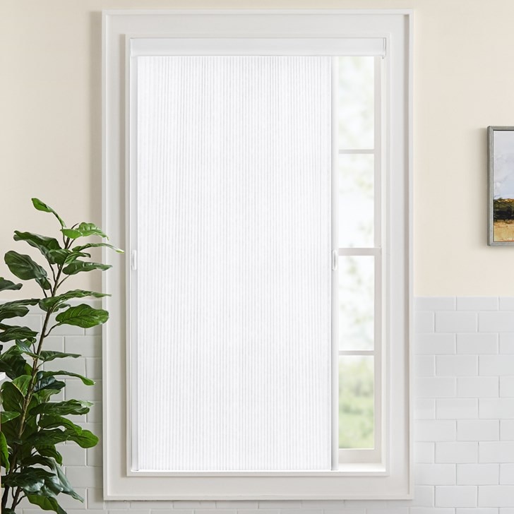 Color: Igloo C5900; Rail Color: White Satin